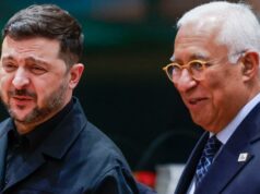 Enorme decisão que a Europa enfrenta sobre plano sem precedentes para ajudar a Ucrânia O presidente do Conselho Europeu, Antonio Costa, à direita, caminha com o presidente da Ucrânia, Volodymyr Zelenskyy