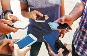 Enquanto as pessoas procuram maneiras de fazer novos amigos, aqui estão os aplicativos que prometem ajudar Enquanto as pessoas procuram maneiras de fazer novos amigos, aqui estão os aplicativos que prometem ajudar