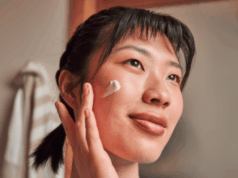 Envelhecimento da pele? Obtenha um creme com receita médica sem visitar o dermatologista Envelhecimento da pele? Obtenha um creme com receita médica sem visitar o dermatologista