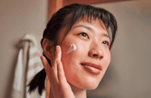 Envelhecimento da pele? Obtenha um creme com receita médica sem visitar o dermatologista Envelhecimento da pele? Obtenha um creme com receita médica sem visitar o dermatologista