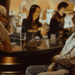 Episódio 6 da 2ª temporada de 'Landman': momentos mais loucos e questões candentes, de um vovô lutador e um geólogo flertando a Tommy potencialmente sendo demitido