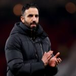 Matthijs de Ligt chegando em Old Trafford