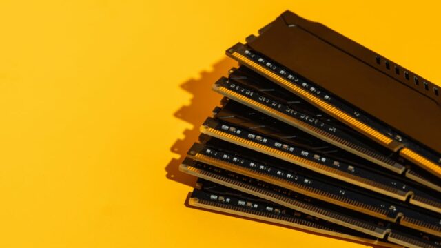 Escassez de memória: Framework aumenta novamente os preços de RAM DDR5 com aumento de preço por GB
