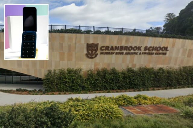 Escola particular australiana proíbe smartphones e diz aos pais que eles podem comprar telefones Nokia flip
