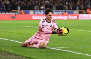 Especialistas do MUTV elogiam a estrela do Man Utd que ‘não corre riscos reais’, Ineos esnobou dois jogadores para contratá-lo Senne Lammens aquece para o Manchester United