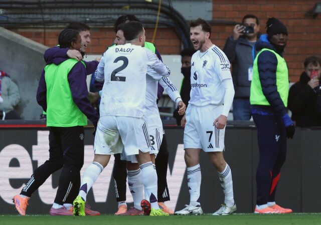 Esqueça Mason Mount, Alan Shearer nomeia o ás 'chave' do Mason Mount em ação durante a partida da Premier League entre Crystal Palace e Manchester United no Selhurst Park em 2025 em Londres, Inglaterra.