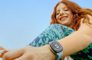 Este é o smartwatch que todos os pais devem considerar para seus filhos Renderização do Fitbit Ace LTE contra um fundo branco