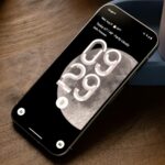 Uma renderização do Google Pixel 9 em Wintergreen contra um fundo branco.