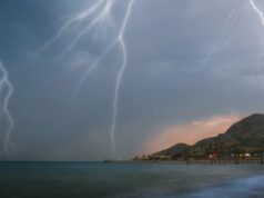 Estratégia do Governo Provincial DKI para Antecipar Condições Meteorológicas Extremas em Jacarta Estratégia do Governo Provincial DKI para Antecipar Condições Meteorológicas Extremas em Jacarta