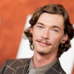 Estrela de 'Landman' Jacob Lofland sobre as escolhas arriscadas de Cooper e aprendendo com lendas 'educadas e humildes' como Billy Bob Thornton e Sam Elliott