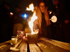 Estudante da Universidade Brown morto em tiroteio em massa identificado Yahoo news home