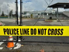 Estudante morto, suspeito sob custódia em tiroteio na Universidade Estadual de Kentucky Estudante morto, suspeito sob custódia em tiroteio na Universidade Estadual de Kentucky