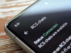 Eu não recomendo esse recurso brilhante para meus amigos, eis o porquê Close de um telefone mostrando as configurações de bate-papo do RCS na tela.