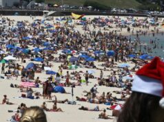Eventos de Ano Novo cancelados após ataque terrorista em Bondi Tiroteios na praia de Bondi