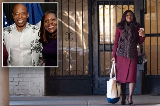 Eric Adams e Lisa White na recepção do patrimônio cultural dominicano.