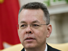 Exclusivo – Pastor Brunson pede ao presidente Jim Risch que agende audiência para o Embaixador de Liberdade Religiosa de Trump para garantir a confirmação antes do Natal Exclusivo - Pastor Brunson pede ao presidente Jim Risch que agende audiência para o Embaixador de Liberdade Religiosa de Trump para garantir a confirmação antes do Natal