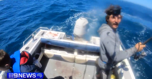 'Experiência incrível' quando o grande tubarão branco foi capturado em 'Experiência incrível' quando o grande tubarão branco foi capturado em Barwon Heads
