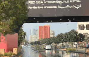 Festival de Cinema do Mar Vermelho é encerrado devido a forte tempestade, equipe prioriza a ‘segurança’ dos convidados Festival de Cinema do Mar Vermelho é encerrado devido a forte tempestade, equipe prioriza a 'segurança' dos convidados