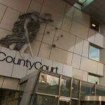 Filho de homem importante é considerado culpado de estuprar mulher dentro de casa