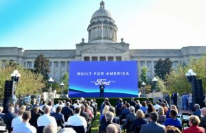 Ford e SK On estão encerrando sua joint venture de baterias nos EUA Ford e SK On estão encerrando sua joint venture de baterias nos EUA