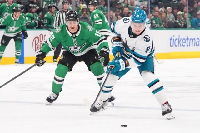 Gol tardio, oportunidades perdidas condenam Sharks enquanto a seqüência de derrotas na estrada continua
