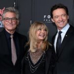 Hora da família! Kate Hudson faz compras com namorado Danny Fujikawa, Goldie e Kurt