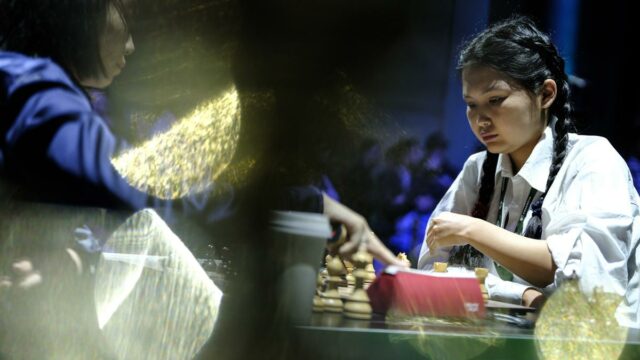 Gostando de jogar na GCL, especialmente diante de torcedores na Índia: GM cazaque Assaubayeva
