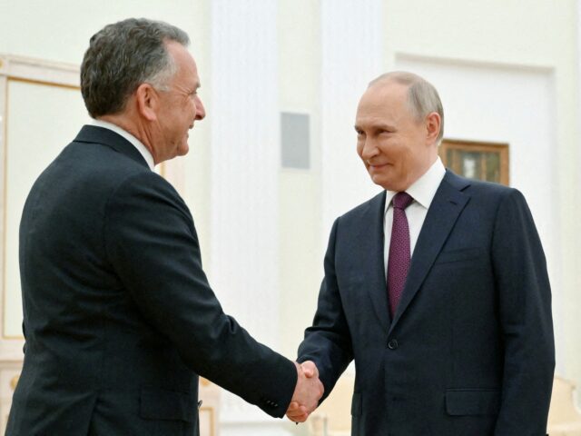 Guerra Rússia-Ucrânia ao vivo: o enviado de Trump, Witkoff, se encontrará com Putin
