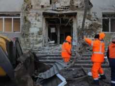 Guerra Rússia-Ucrânia: lista dos principais eventos, dia 1.389 Esta fotografia mostra uma visão geral da cidade de Odesa, no sul, onde alguns bairros estão sem energia em 13 de dezembro de 2025, após ataques de mísseis e drones à infraestrutura energética ucraniana, em meio à invasão russa da Ucrânia. (Foto de Oleksandr GIMANOV/AFP)