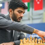 Gukesh, Erigaisi na liderança conjunta com Carlsen após cinco rodadas do Campeonato Mundial Rápido da FIDE