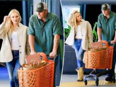 Gwen Stefani e Blake Shelton encerraram rumores de separação com saídas de compras Gwen Stefani e Blake Shelton encerraram rumores de separação com saídas de compras