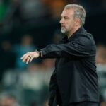 Hansi Flick diz que a defesa do Barcelona está em “outro nível” agora