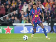 Hansi Flick ‘feliz’ com o progresso de Marcus Rashford no Barcelona com sugestão de contrato permanente Marcus Rashford se aquecendo na Liga dos Campeões