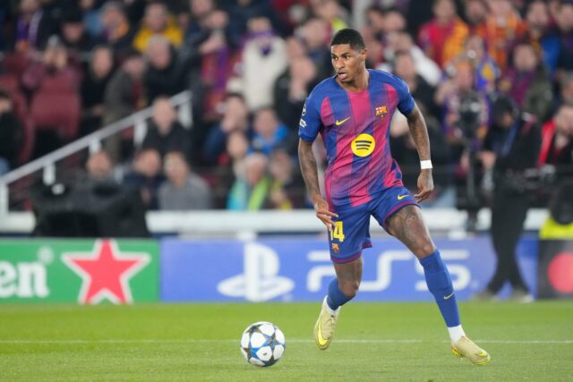 Hansi Flick 'feliz' com o progresso de Marcus Rashford no Marcus Rashford se aquecendo na Liga dos Campeões