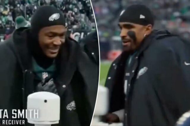 'Hard Knocks' captura o que Jalen Hurts disse a DeVonta Jalen Hurts sorrindo durante um jogo de futebol.