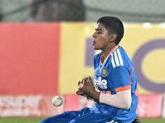 Harmanpreet Kaur: Não sei por que continuamos deixando cair as capturas lightbox-info