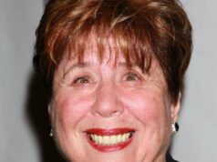Helen Siff, ‘Salve, César!’ e ator de personagem de ‘You Don’t Mess With the Zohan’, morre aos 88 Helen Siff, 'Salve, César!' e ator de personagem de 'You Don't Mess With the Zohan', morre aos 88