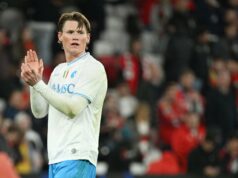 Henry Winter levanta argumento válido de Scott McTominay para o prêmio de Personalidade Esportiva do Ano Scott McTominay no aquecimento frente ao Benfica