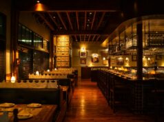 Hermon’s: um bistrô sofisticado surge no nordeste de Los Angeles depois que os planos para um restaurante em Malibu viraram fumaça Hermon's: um bistrô sofisticado surge no nordeste de Los Angeles depois que os planos para um restaurante em Malibu viraram fumaça