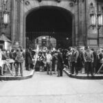 Hoje na História: 8 de dezembro, John Lennon morto a tiros