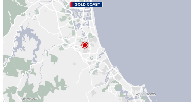 Homem acusado de ataque aleatório a adolescente e mulher que correu para ajudar
