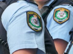 Homem acusado de tentar desencadear protestos violentos na praia de Sydney Homem acusado de tentar desencadear protestos violentos na praia de Sydney