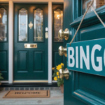 Uma alegre placa de madeira lendo