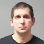 Homem de New Hampshire acusado de estrangular a mãe