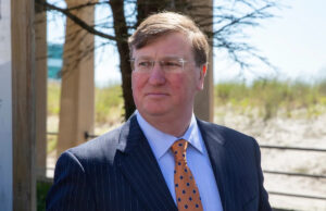 Homem do Mississippi foi libertado após cumprir mais de 10 anos de uma sentença ilegal de 15 anos Yahoo news home