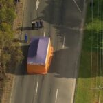 Homem morre após ser encontrado no meio de estrada suburbana