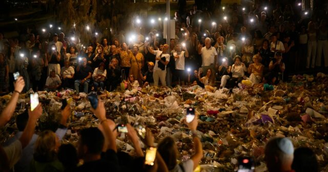 Bondi atirando em memorial de ataque terrorista