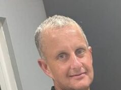 Homenagens ao pai, 45, que morreu em acidente após comemorar seu aniversário Peter Cope, 45 anos, estava comemorando seu aniversário no centro da cidade de Sandbach com seu amigo antes de morrer em um acidente.