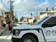 Homens armados invadem casa e matam quatro em cidade fronteiriça mexicana controlada pelo cartel Homens armados invadem casa e matam quatro em cidade fronteiriça mexicana controlada pelo cartel