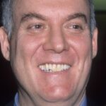 Howie Klein, principal executivo da Sire and Reprise Records, DJ e ativista político, morre aos 77 anos